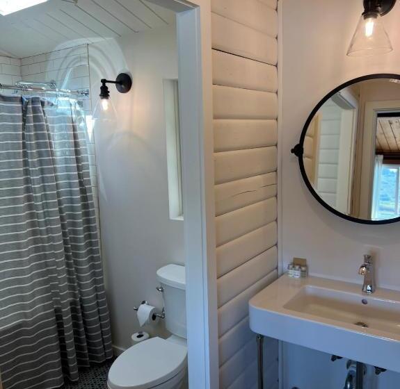 스위트, Jenner Inn