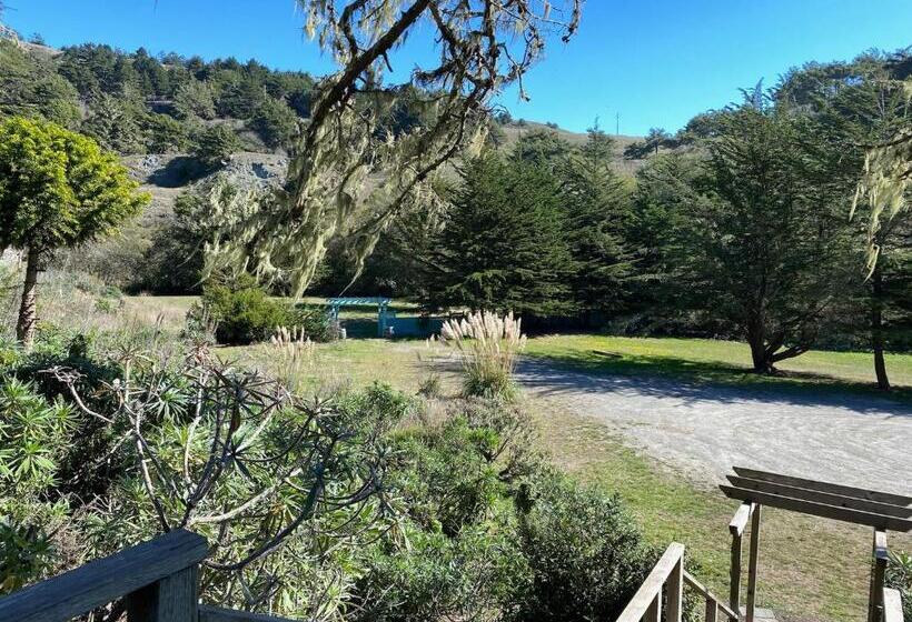 오두막, Jenner Inn