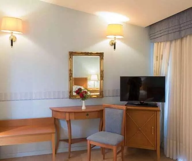 Chambre Standard Individuelle, Poseidon Palace