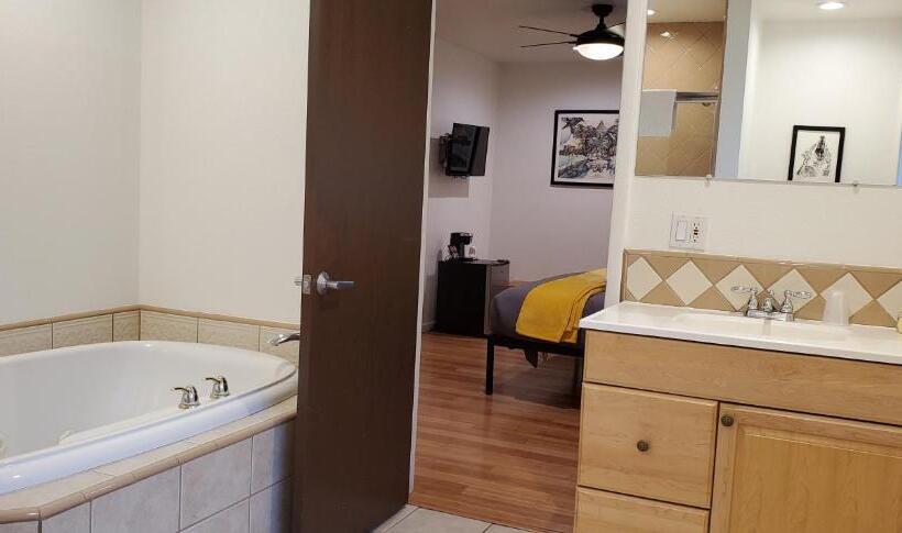 带大床的标准间, The Mammoth Inn