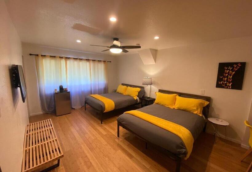 标准间, The Mammoth Inn