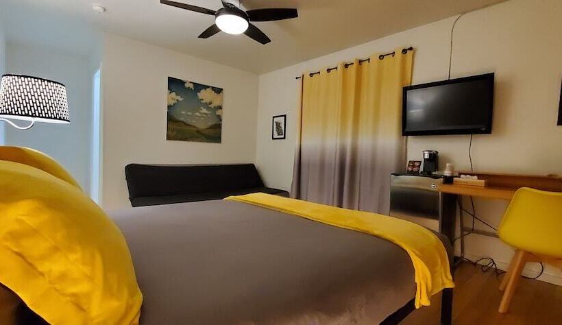 标准间, The Mammoth Inn