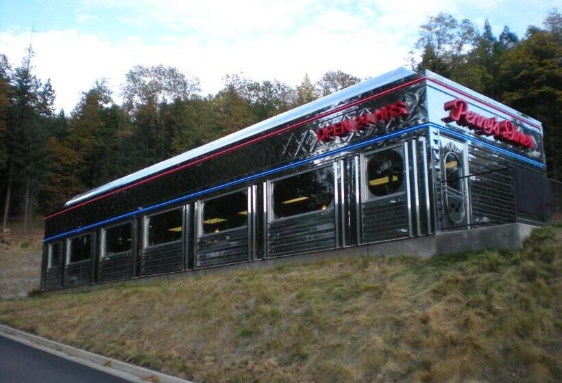 غرفة قياسية سرير كينج, Travelodge By Wyndham Dunsmuir