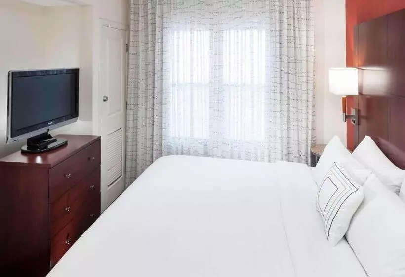キングサイズベッドのスイートルーム, Residence Inn Jackson Ridgeland
