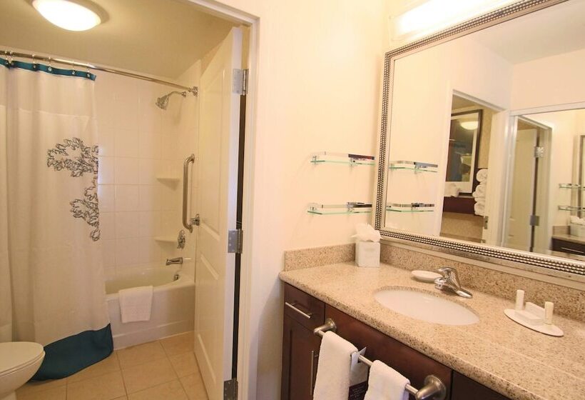 Люкс, Residence Inn Newport News Airport