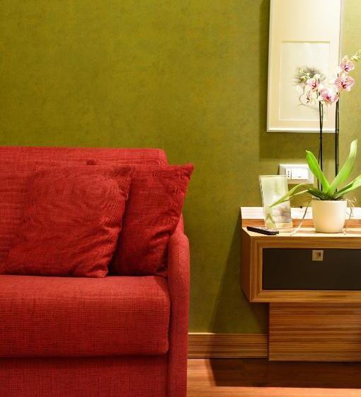 ロイヤルルーム, Royal Paradise Beach Resort & Spa