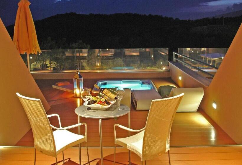 ロイヤルルーム, Royal Paradise Beach Resort & Spa