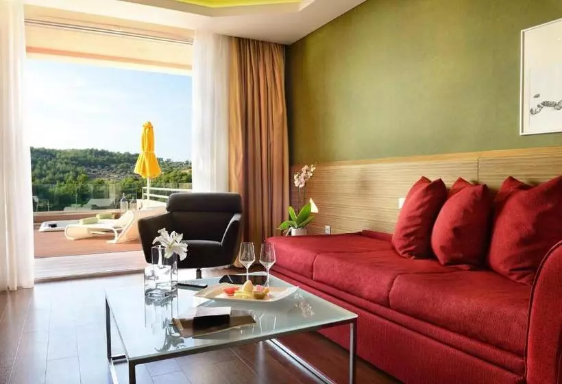 ロイヤルスイート, Royal Paradise Beach Resort & Spa