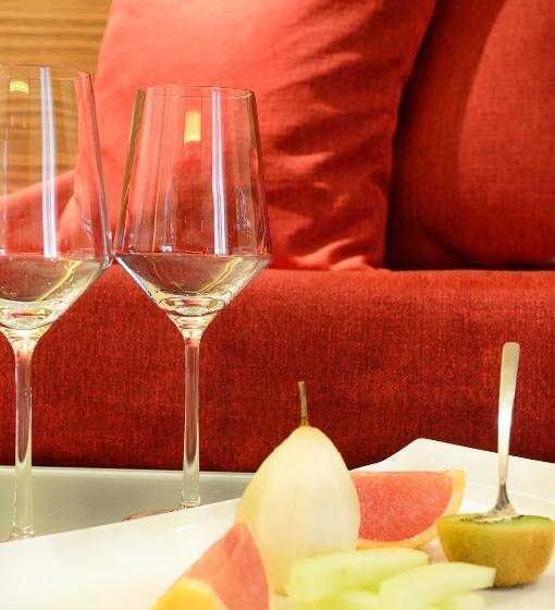 ロイヤルスイート, Royal Paradise Beach Resort & Spa