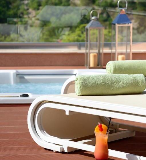 スイート, Royal Paradise Beach Resort & Spa