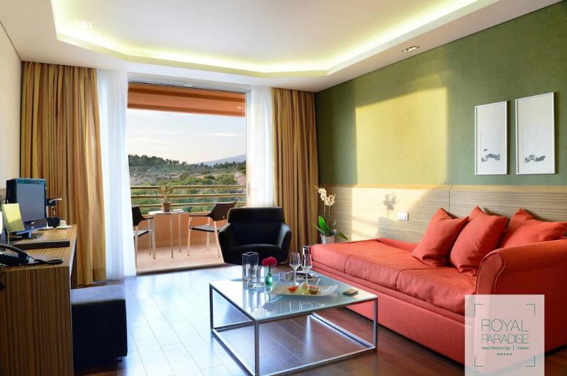 スイート, Royal Paradise Beach Resort & Spa