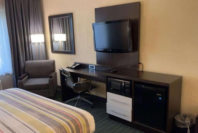 غرفة قياسية لذوى الاحتياجات الخاصة, Surestay Plus Hotel By Best Western Vero Beach