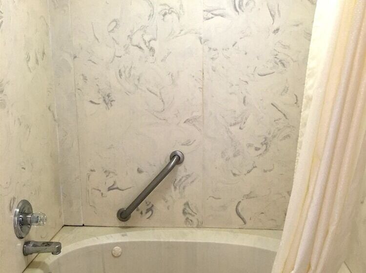 غرفه قياسيه سريرين مزدوجين, America S Best Value Inn Clarksdale