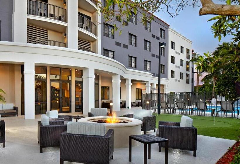 キングサイズベッドのスタンダードルーム, Courtyard By Marriott Stuart