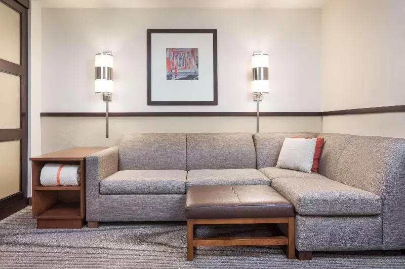 キングサイズベッドのスタンダードルーム, Hyatt Place South Bend/mishawaka
