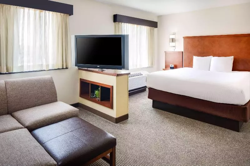 キングサイズベッドのスタンダードルーム, Hyatt Place South Bend/mishawaka