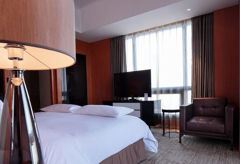 Executive Suite, Pullman Anshan Time Square