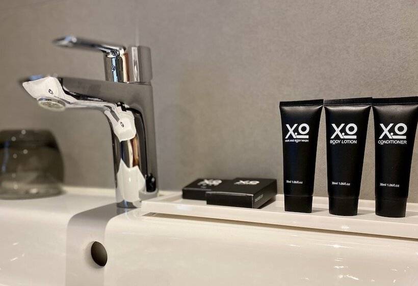 اتاق استاندارد یک نفره, Xo Hotels Park West