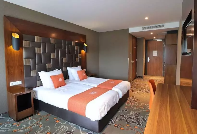 コンフォートルーム, Xo Hotels Park West