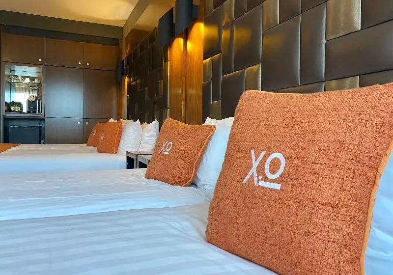 スタンダード４人部屋, Xo Hotels Park West