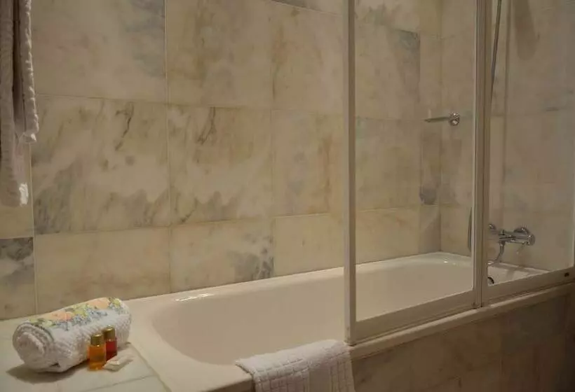 اتاق استاندارد, Loanda Hotel