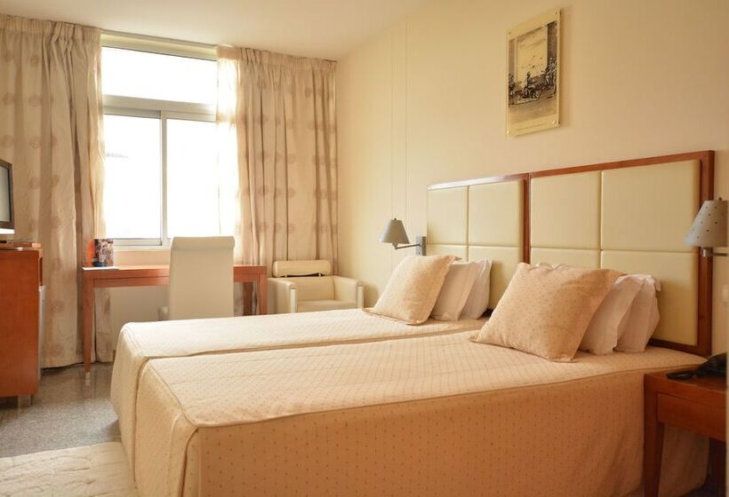 اتاق استاندارد, Loanda Hotel