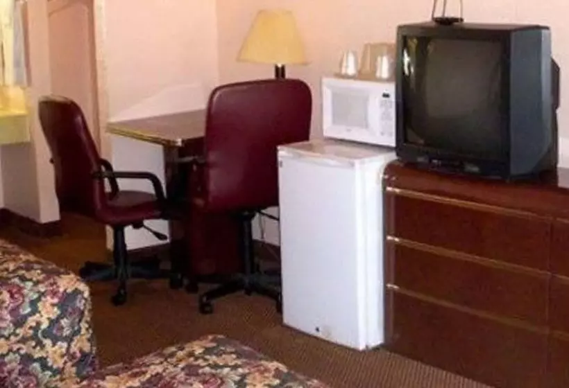 ２ダブルベッドのスタンダードルーム, Executive Royal Inn Clewiston