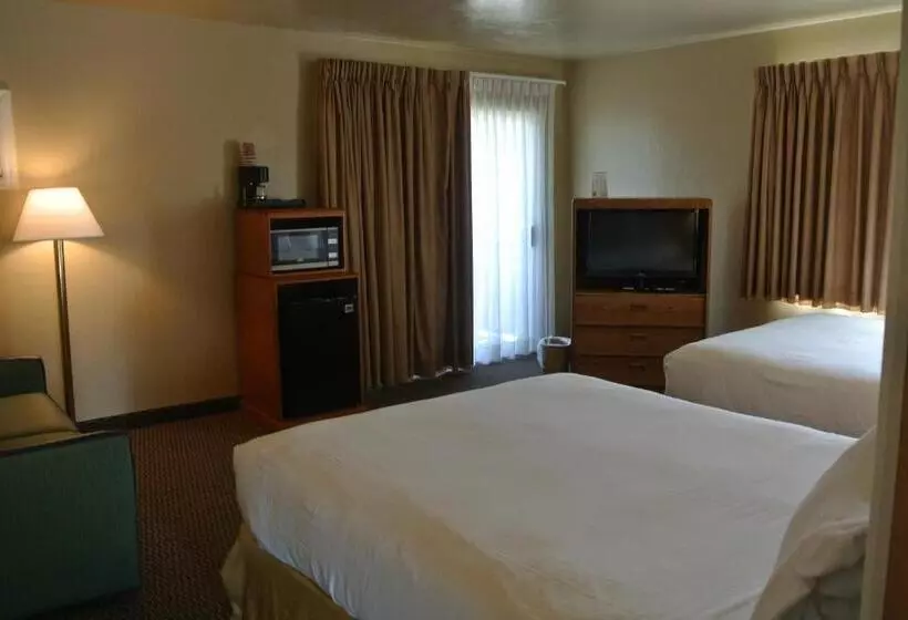 ファミリースイートの２ベッドルーム, Vino Inn & Suites