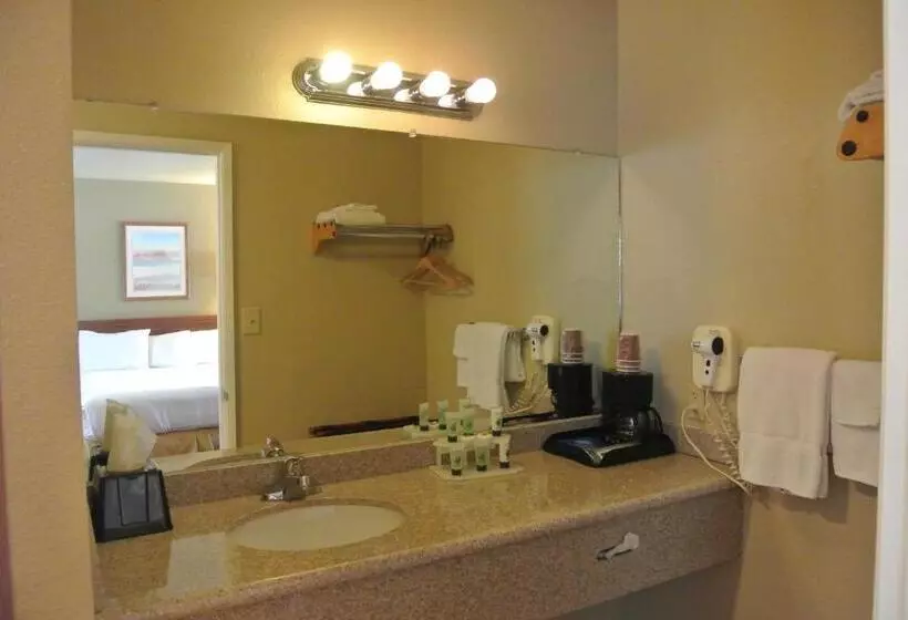 スーペリアールーム, Vino Inn & Suites