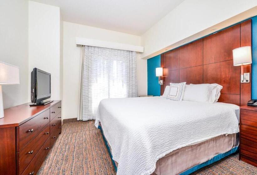 Люкс Кровать Кинг, Residence Inn Waynesboro
