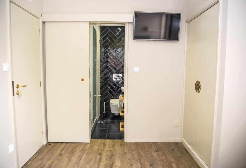 اتاق استاندارد, Singular Porto Aeroporto