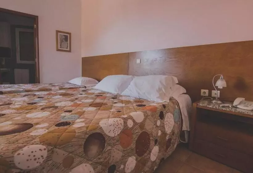 اتاق استاندارد, Residencial Familia