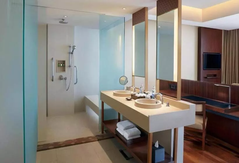 キングサイズベッドのスイートルーム, Vana Belle A Luxury Collection Resort Koh Samui