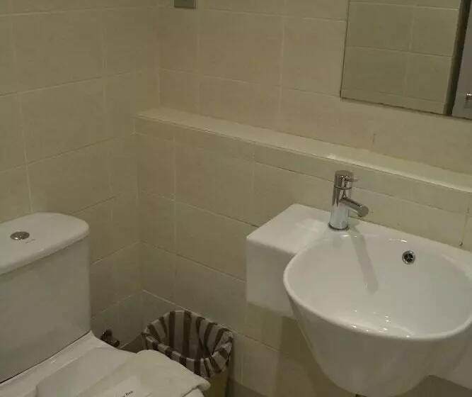 シングルデラックスルーム, 101 Hotel Bintulu