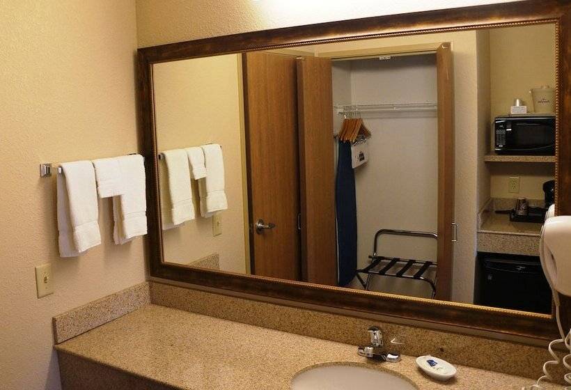 Люкс Повышенной Комфортности, Americinn By Wyndham Anamosa