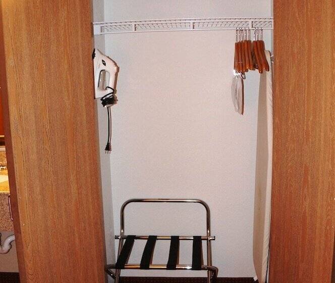 جناح ديلوكس, Americinn By Wyndham Anamosa