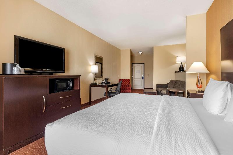 带大床的套房, Best Western Plus Dfw Airport West Euless