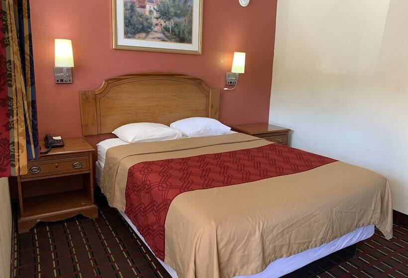 经济房, Budget Inn Madill