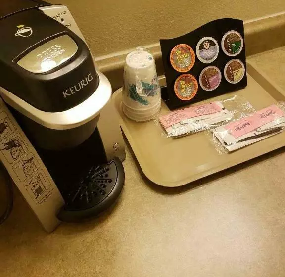 اتاق استاندارد با تخت بزرگ, Cody Legacy Inn & Suites