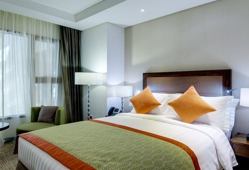 高级客房, Crowne Plaza Madinah, An Ihg