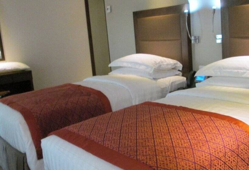 Номер Стандарт, Crowne Plaza Madinah, An Ihg