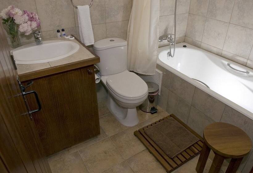 Номер Стандарт Индивидуальный, Demetriou Paradisos Hills