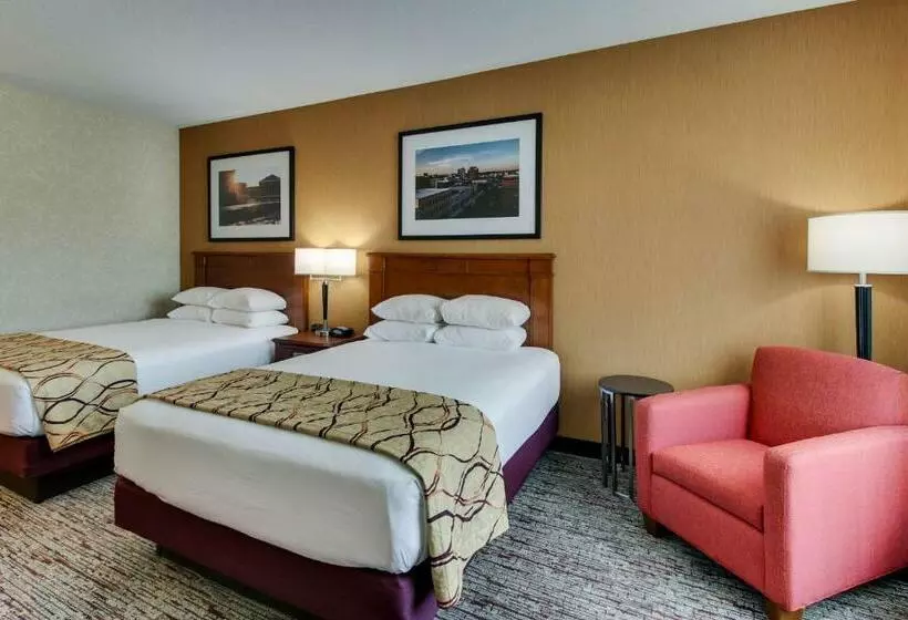 デラックスルーム, Drury Inn & Suites Meridian
