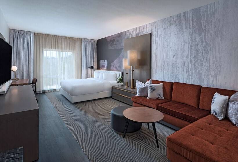 جناح, Hyatt Centric The Woodlands