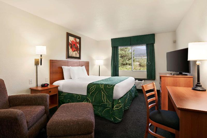 Стандартный Номер Кровать Кинг, Travelodge By Wyndham Low Moor Near Covington