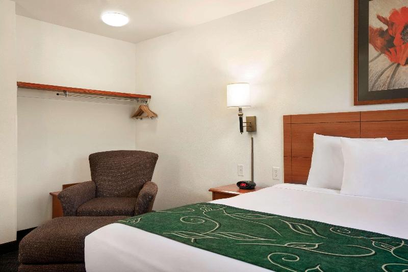غرفة قياسية سرير كينج, Travelodge By Wyndham Low Moor Near Covington