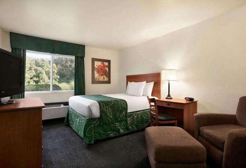 غرفة ديلوكس لذوى الاحتياجات الخاصة, Travelodge By Wyndham Low Moor Near Covington