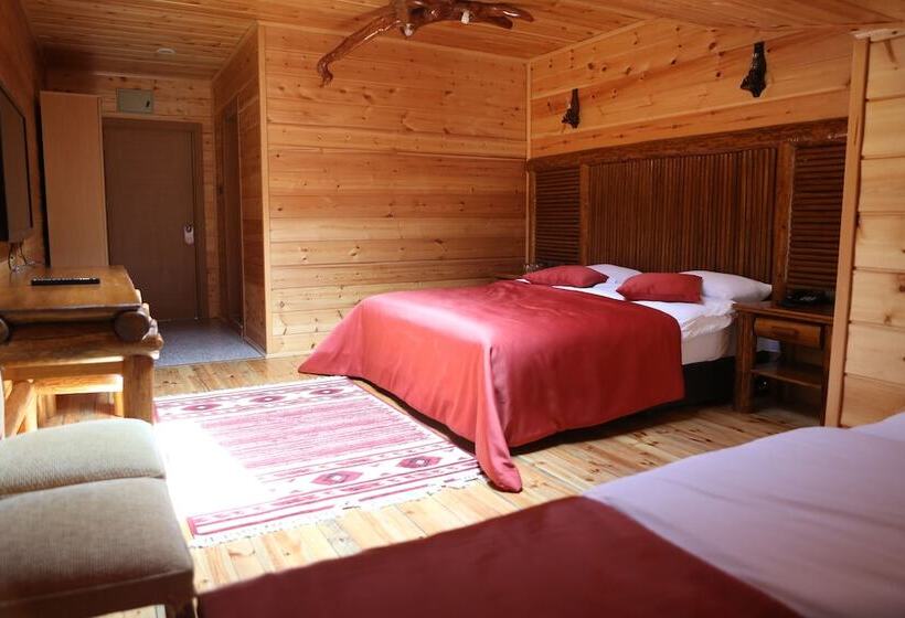 スタンダードトリプルルーム, Inan Kardesler