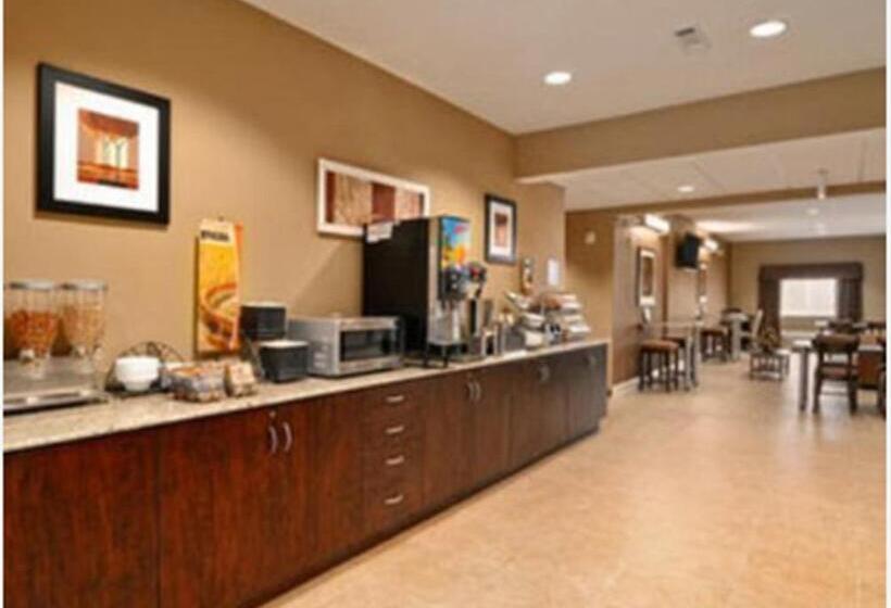 Номер Стандарт, Microtel Inn & Suites By Wyndham Ozark