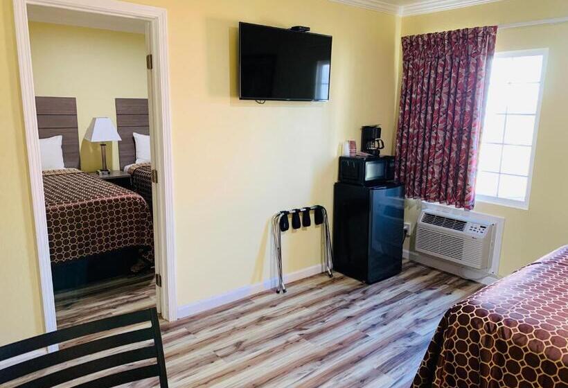 家庭间, Central Coast Inn  Cayucos